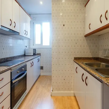 Apartment Diagonal 2 *